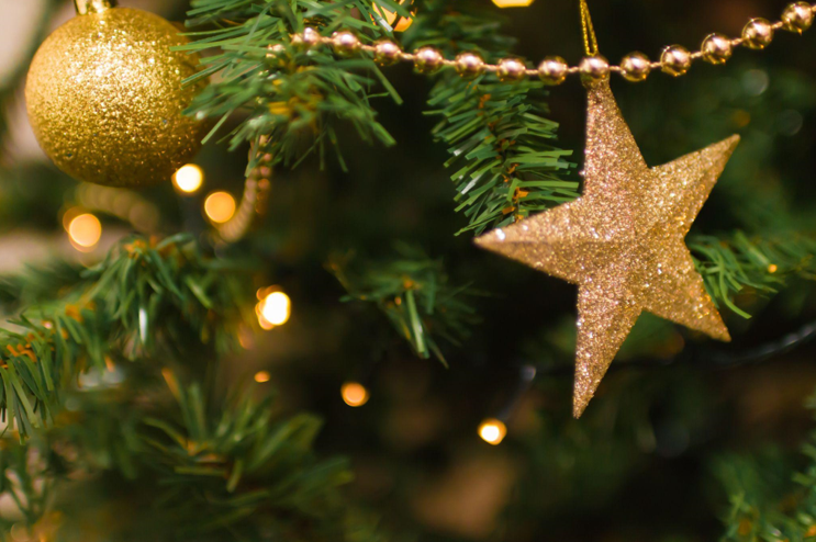 Why Giant Artificial Christmas Trees Might Be the Perfect Choice for You